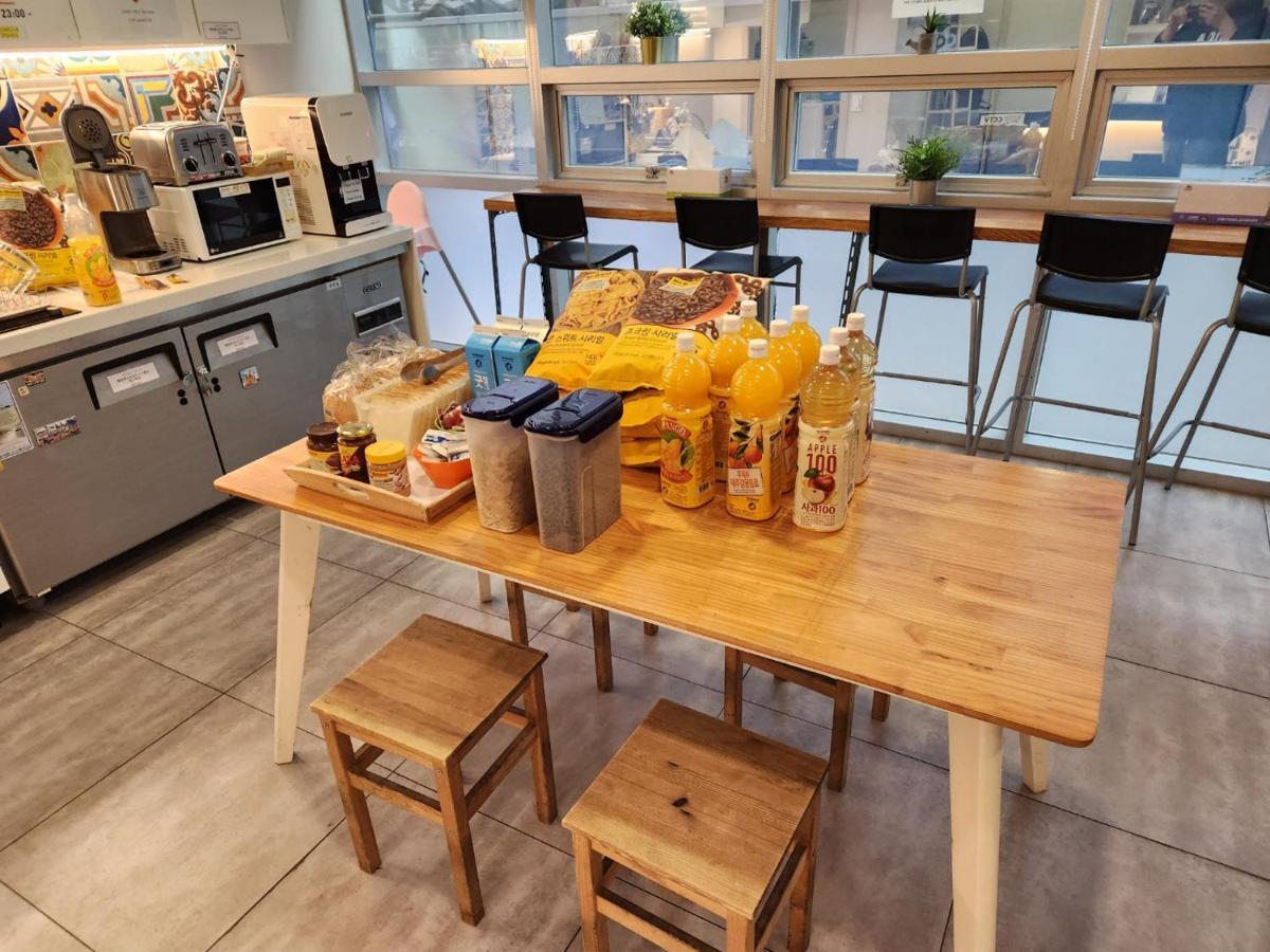Oyo Hostel Myeongdong 1 Seoel Buitenkant foto