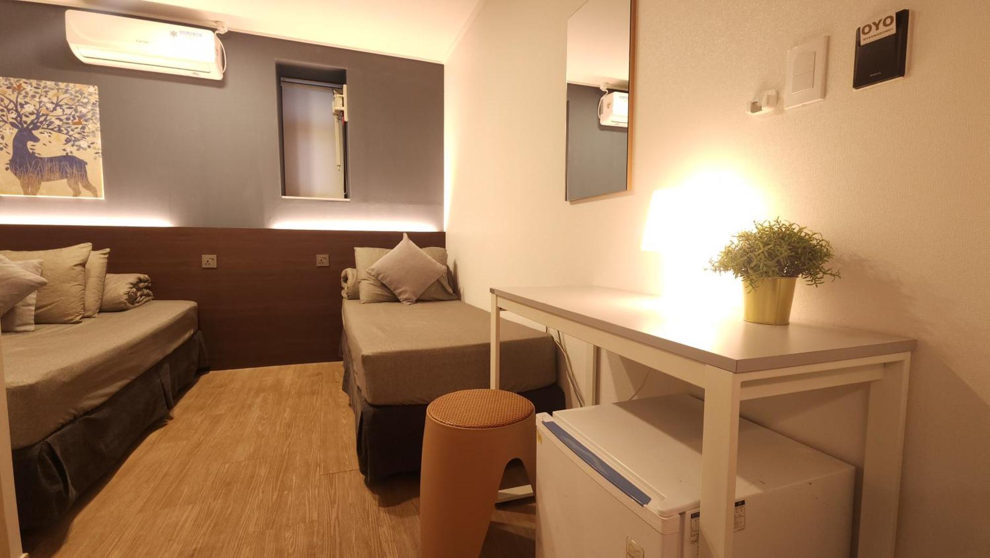 Oyo Hostel Myeongdong 1 Seoel Buitenkant foto