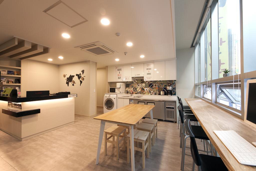 Oyo Hostel Myeongdong 1 Seoel Buitenkant foto