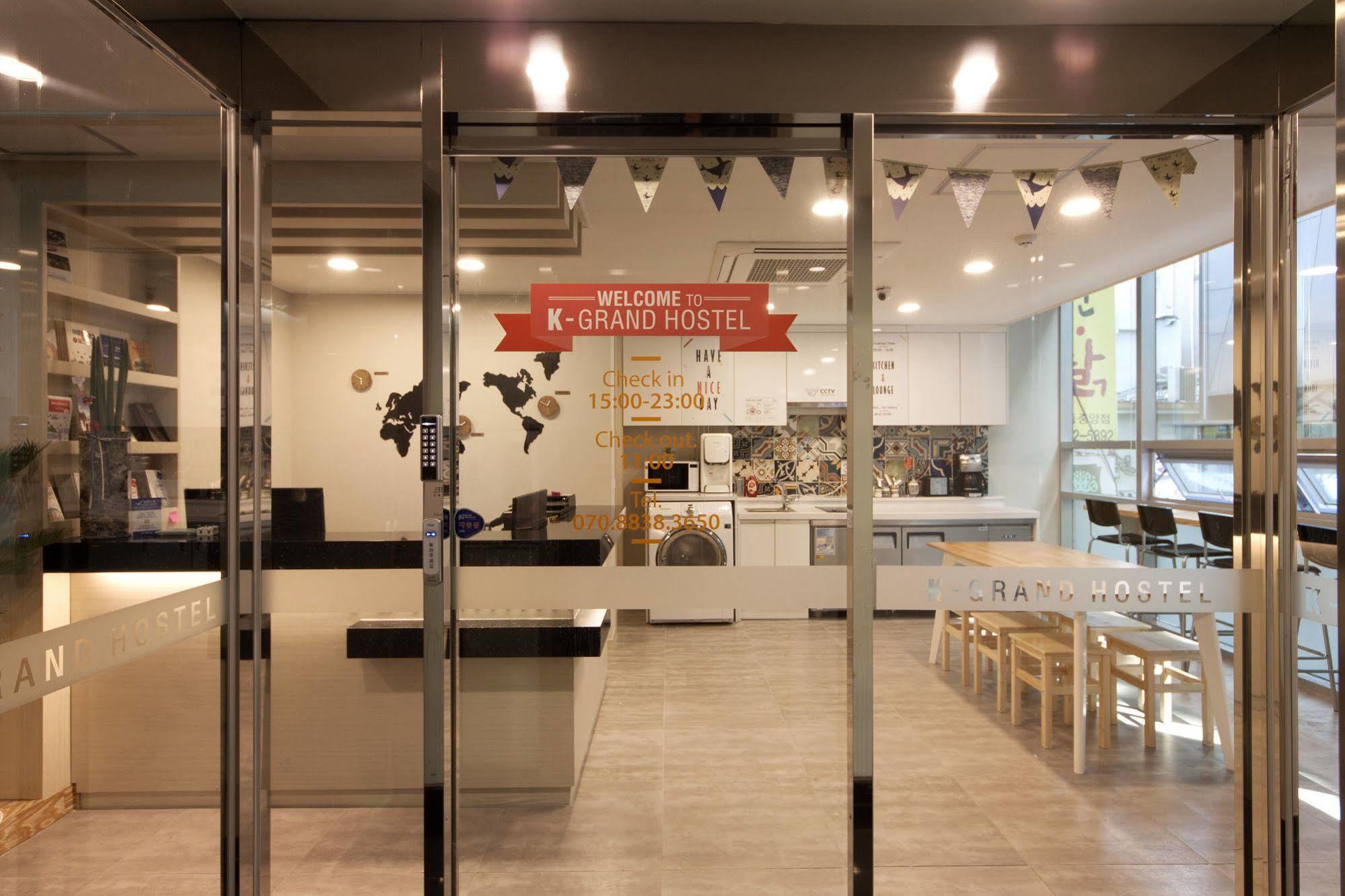 Oyo Hostel Myeongdong 1 Seoel Buitenkant foto